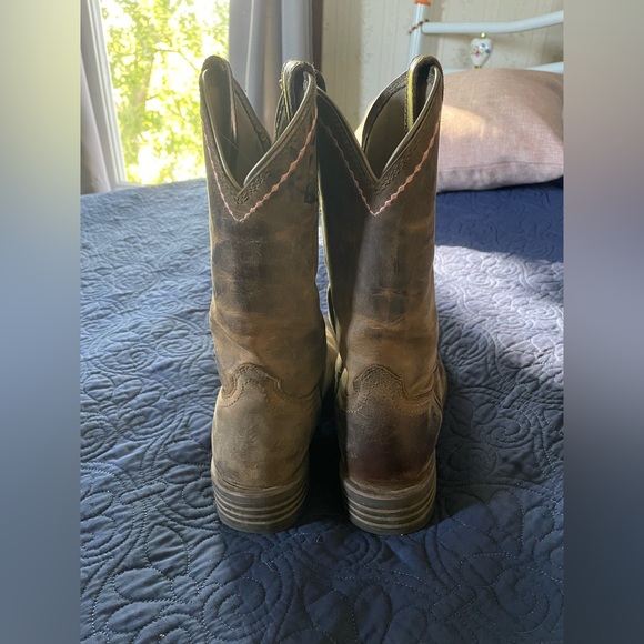 Ariat leather boots, women’s 9 - Picture 4 of 6